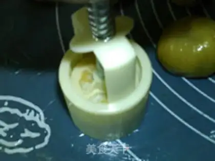 Make Lian Yuen Yuen step 12