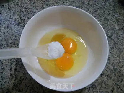 Make Pumpkin eggs step 2