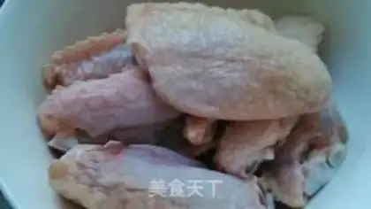Make Lemonade makes chicken wings step 0