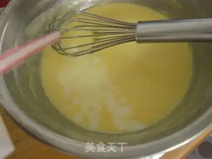 Make A yellow milk pie step 3
