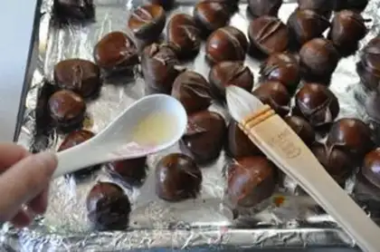 Make Beetle chestnuts step 4