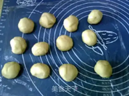 Make A moon cake step 9