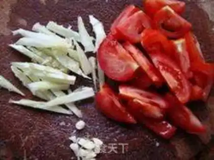 Make Tomato fried beans step 1