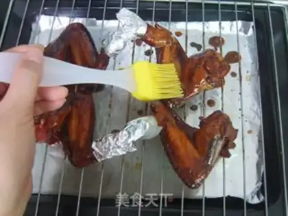 Make Honey-cooked chicken wings step 11