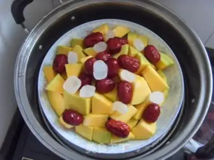 Make Red dates steam pumpkins step 3