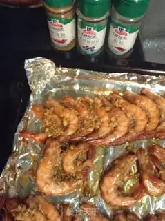 Make Black pepper garlic mashed shrimp step 5