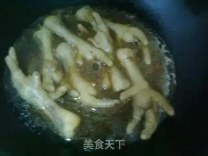 Make Red scalding chestnut claws step 5