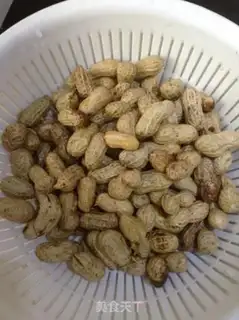Make Plum saline peanuts step 0
