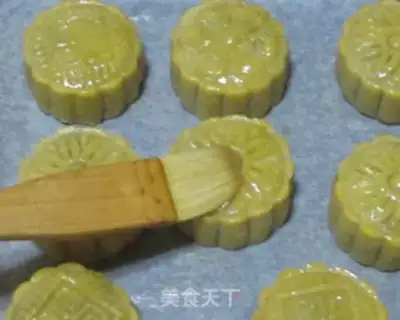 Make Psychic mooncake step 10