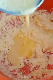 Make Cinnamon red cake step 1