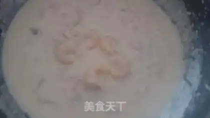 Make Seafood sauce pasta step 3