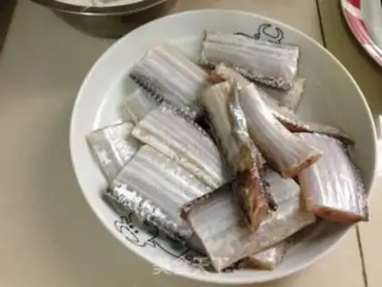 Make Jell-O fish step 0