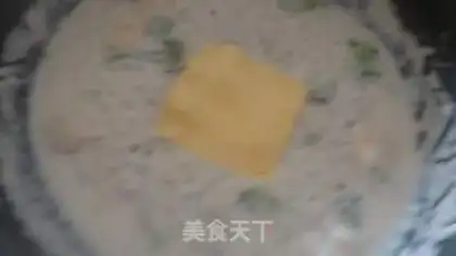 Make Seafood sauce pasta step 5