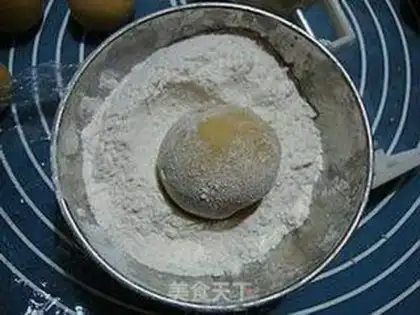 Make A broad strawberry saloon step 10