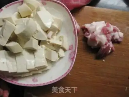 Make Five flowers and tofu step 0