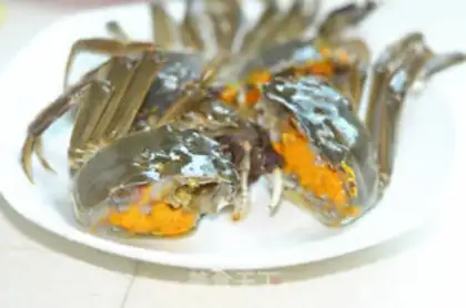 Make Spicy crabs step 1
