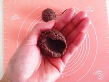 Make Potato red bean mooncake step 15