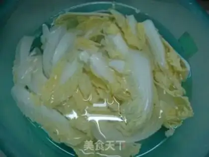 Make Medium sour cabbage step 1