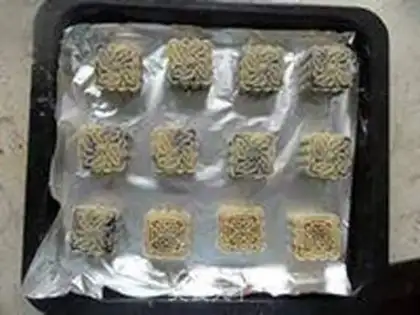 Make The potato moon cake step 17
