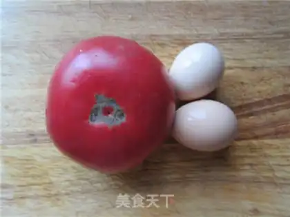 Make Tomato fried eggs step 0