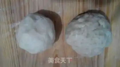 Make Pelican sesame mooncake step 1