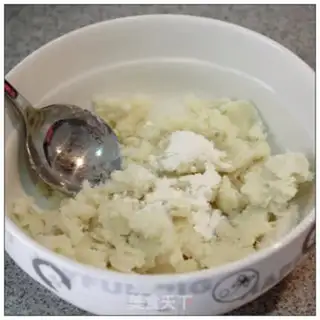 Make Potato meds, saloon pie step 5