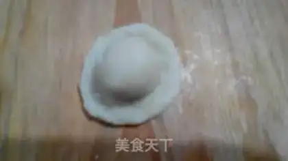 Make Pelican sesame mooncake step 3