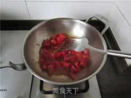 Make Tomato fried eggs step 7