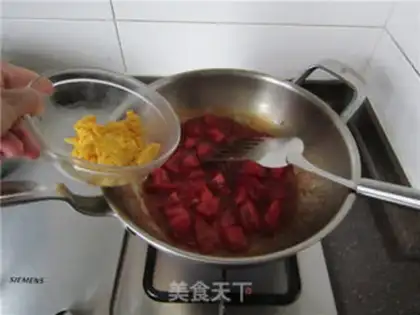 Make Tomato fried eggs step 9
