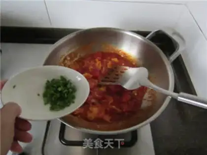 Make Tomato fried eggs step 12