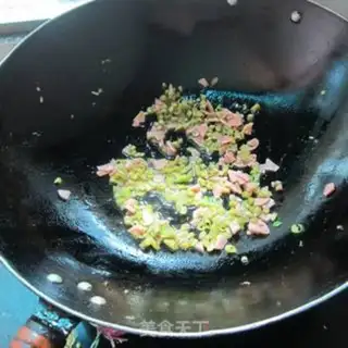 Make Pelican fried rice step 2