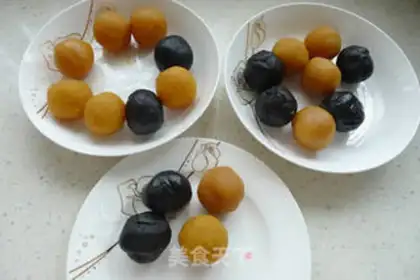 Make A wide moon cake step 11