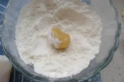 Make A wide moon cake step 13