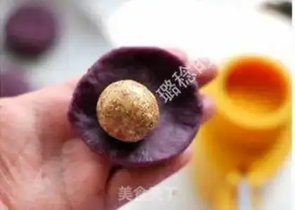 Make The potato moon cake step 13
