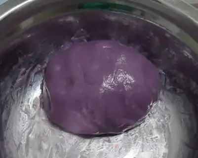 Make Scrambled mooncake step 4