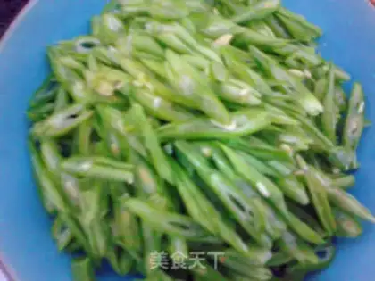 Make Four seasons of bean meat step 0