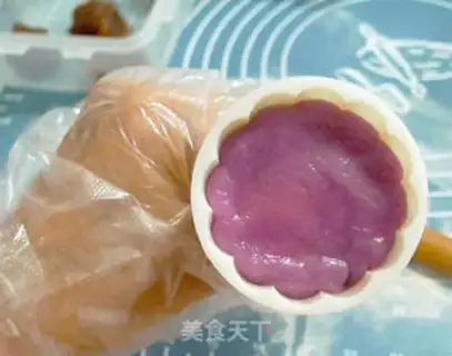 Make Scrambled mooncake step 9