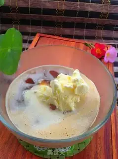 Make Ice cream coffee step 2