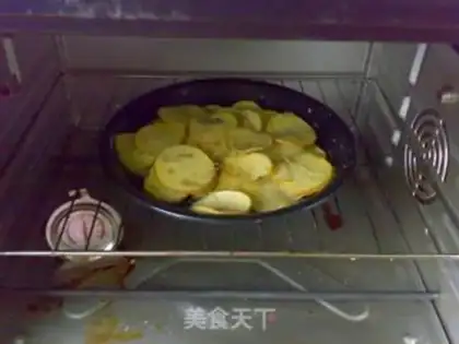 Make Rosemary baked potato chips step 5