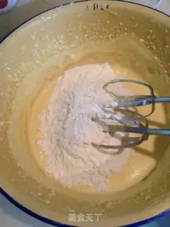 Make The cranberry marfin cake step 7