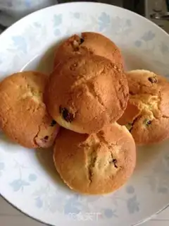 Make The cranberry marfin cake step 15