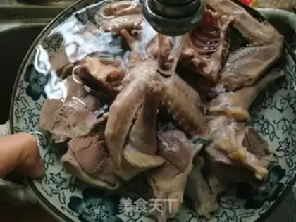 Make Tea mushrooms and pigeons step 4