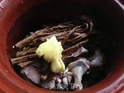 Make Tea mushrooms and pigeons step 5