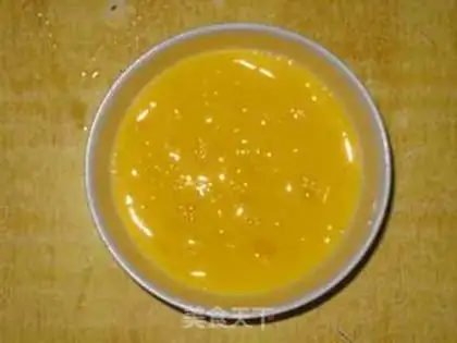 Make Carrot egg fried rice step 2