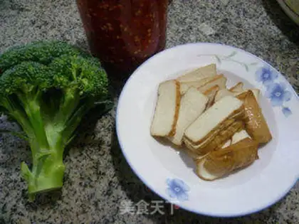 Make Scorched broccoli step 0