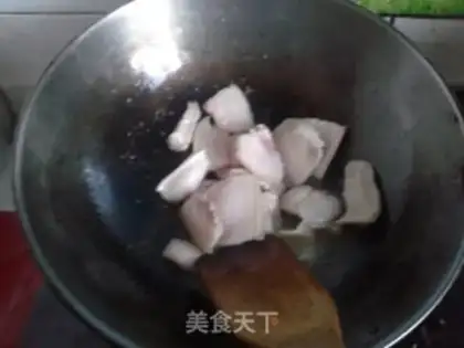 Make Pork sauerkraut step 1