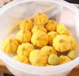 Make Pumpkin step 8
