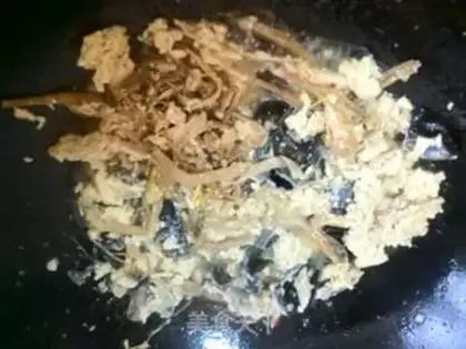 Make Scrambled eggs step 5