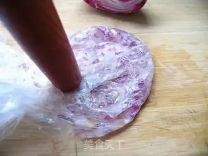 Make Squeeze the skin step 2