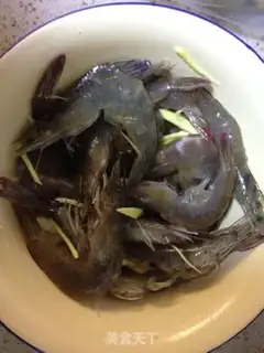 Make Strawberry sauce for shrimp step 1